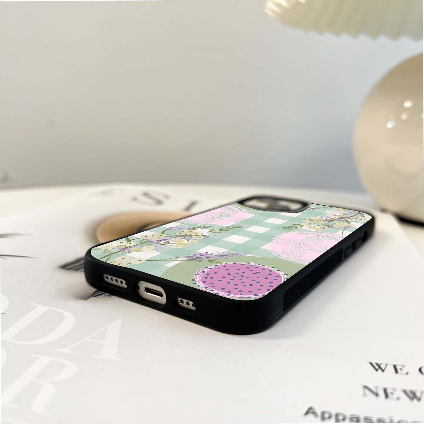 Spring Picnic Bloom Glass Case