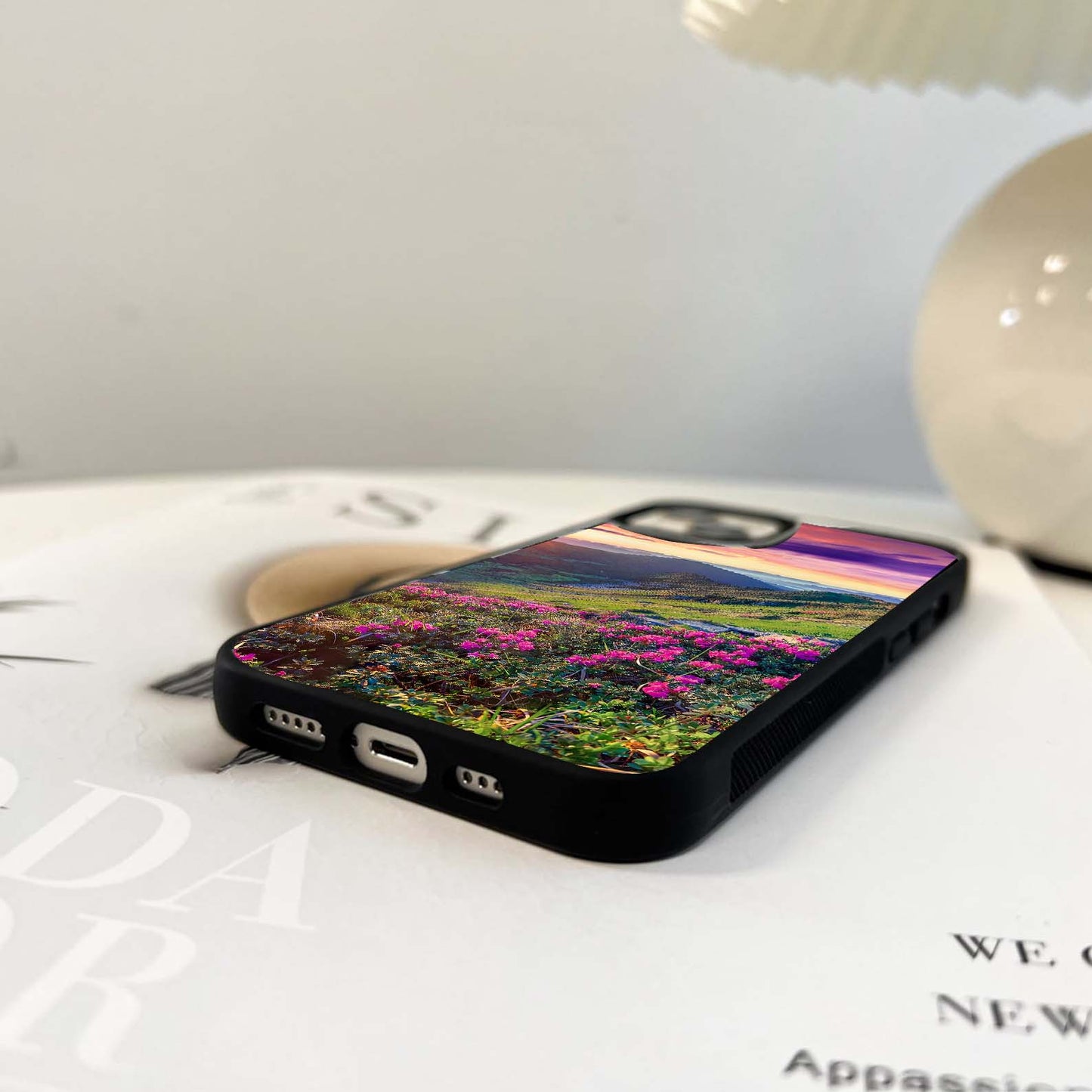 Blush Peak Valley Glass Case