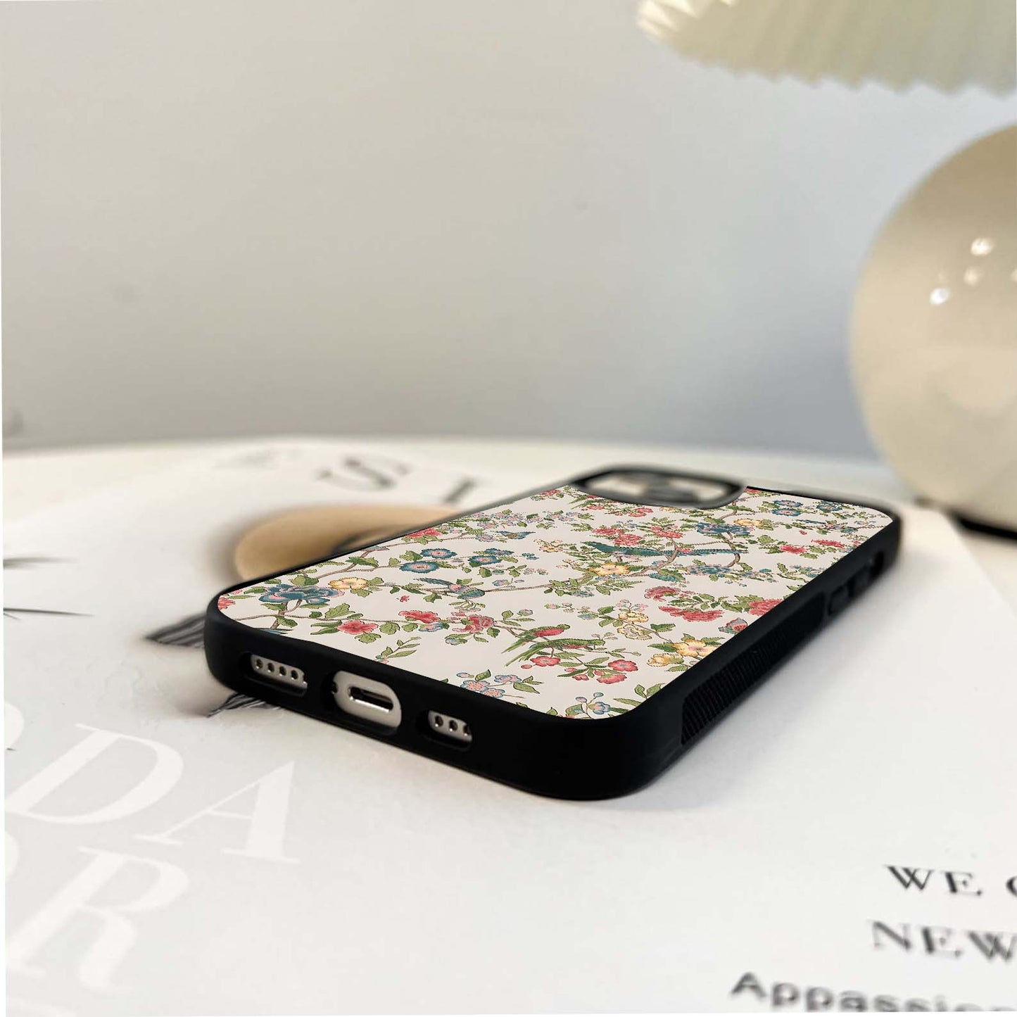 Retro Floral & Bird Print Glass Case