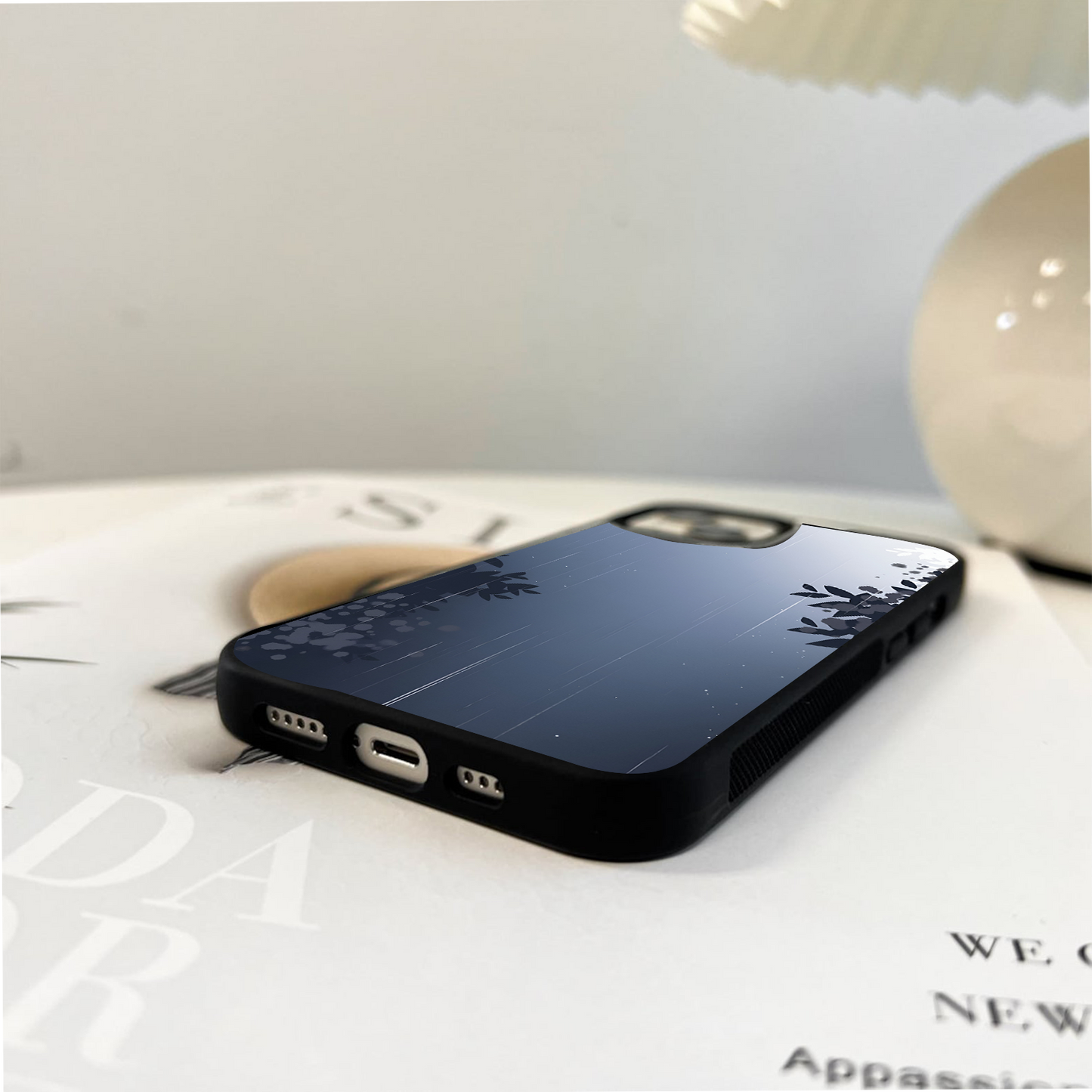 Rainy Leaf Glow Glass Case