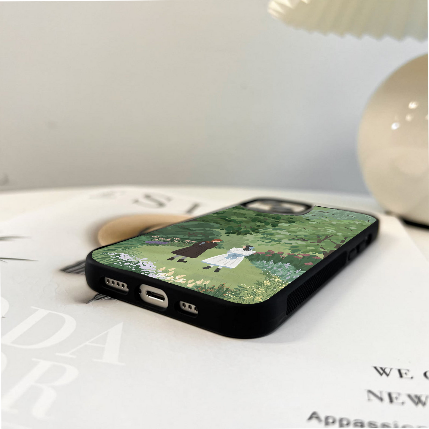 Secret Garden Stroll Glass Case