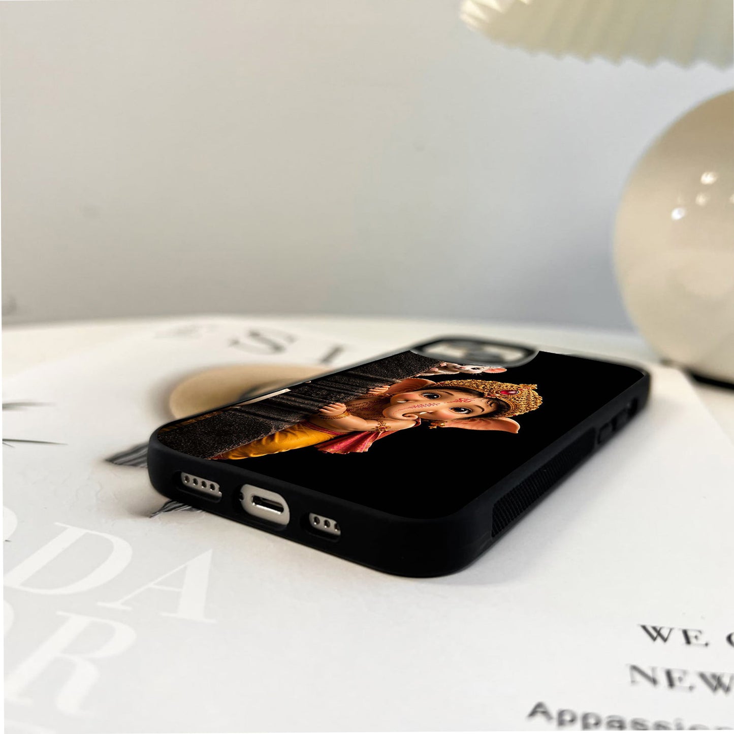Playful Ganesha Mouse Glass Case