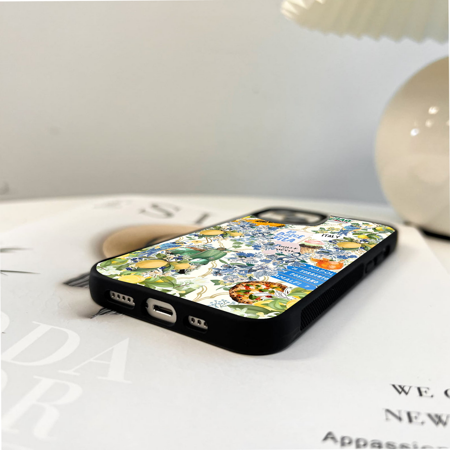 La Dolce Vita Glass Case