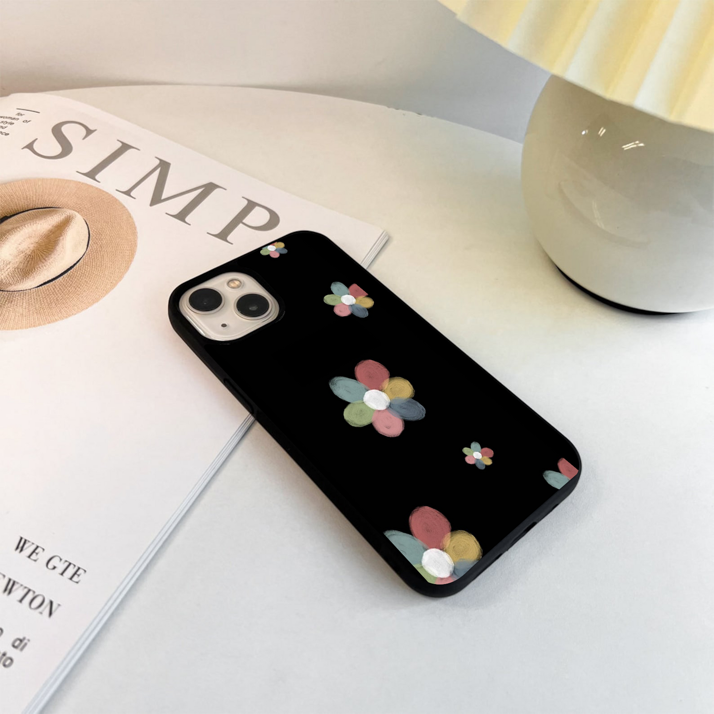 Minimal Floral Charm Glass Case
