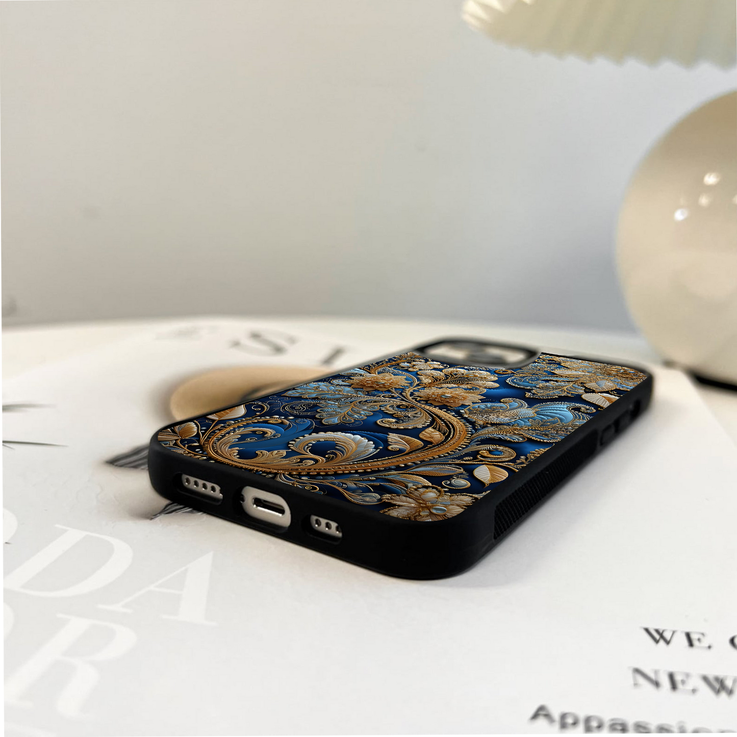 Golden Ocean Bloom Glass Case