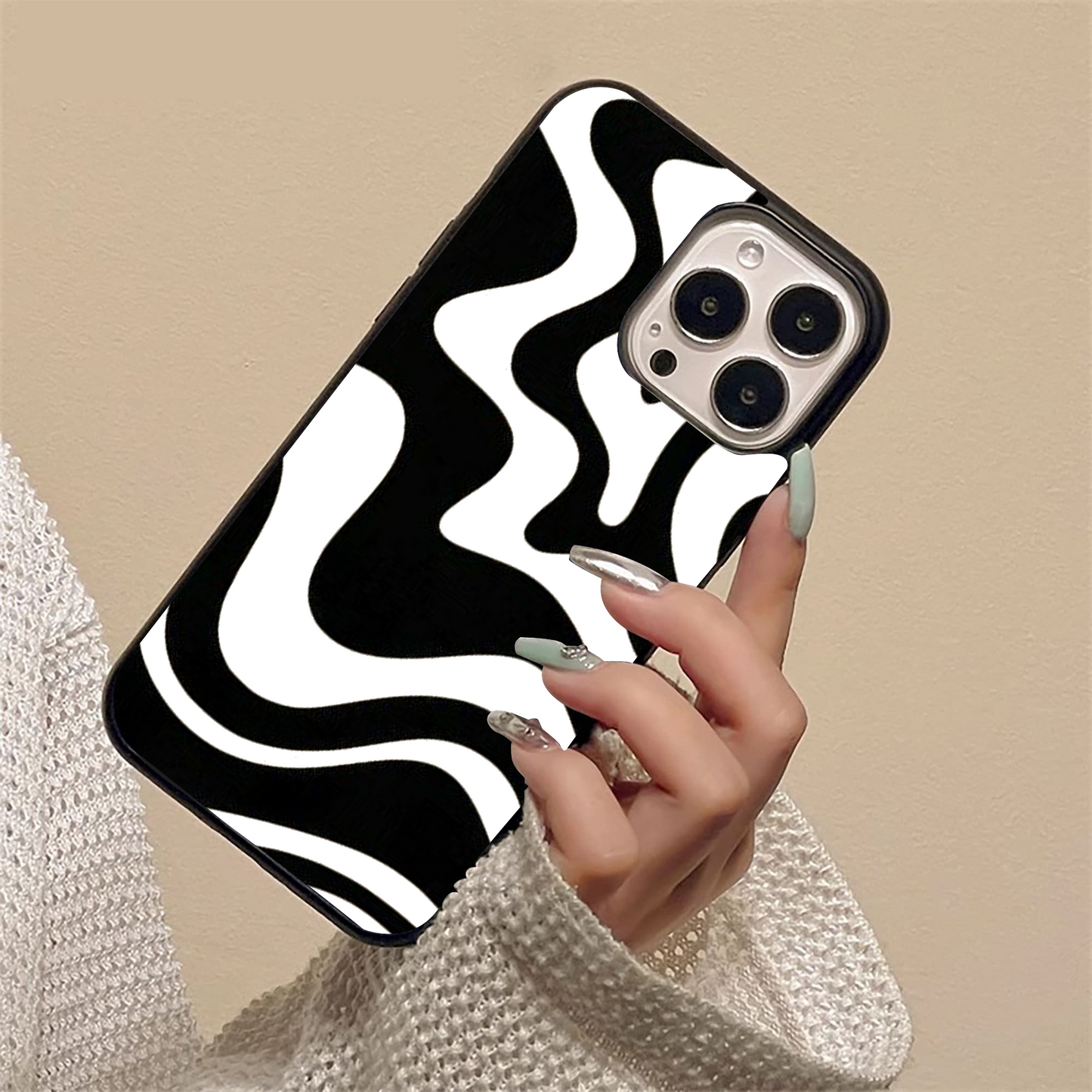 Black & White Striped Swirl Lines Glass Case
