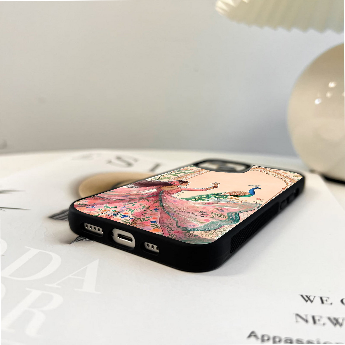 Royal Grace Muse Glass Case