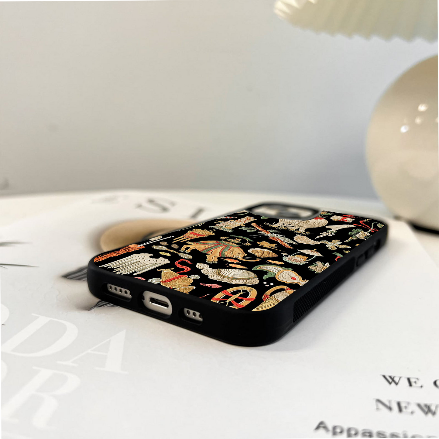 Timeless Royal Art Glass Case