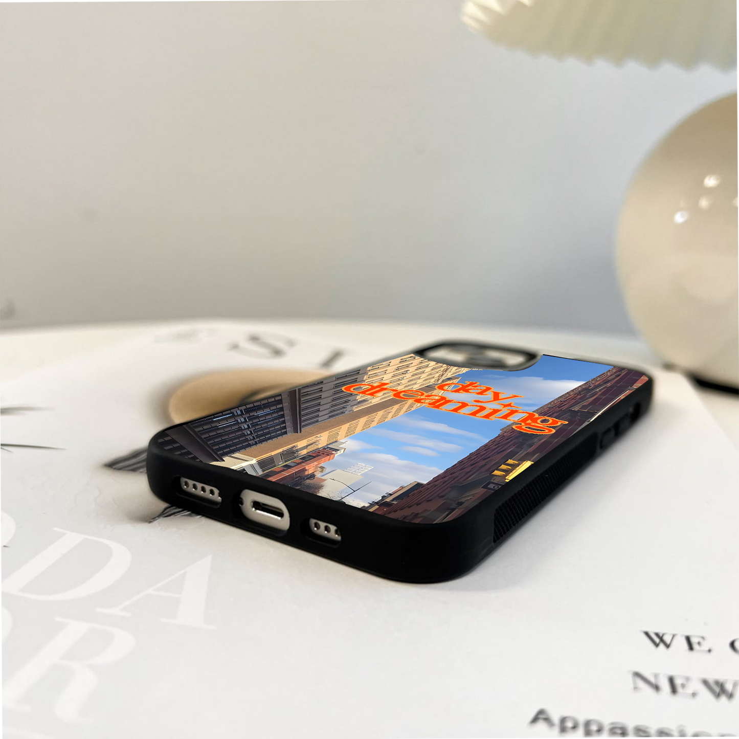 Urban Dream Glimpse Glass Case