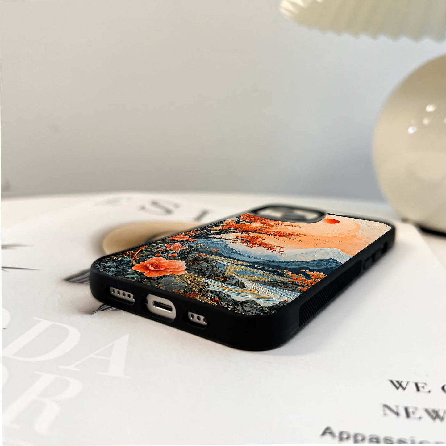 Golden Maple Valley Glass Case