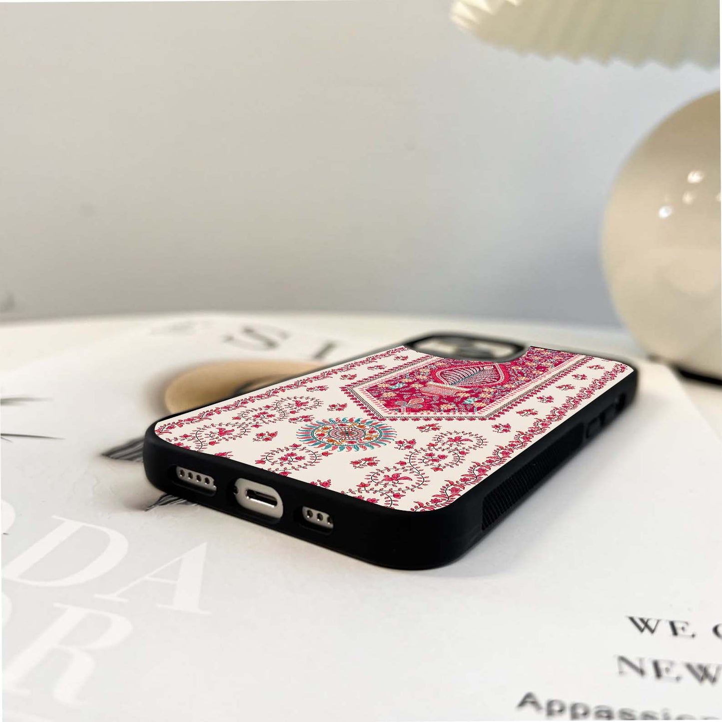 Intricate Traditional Floral Pattern Glass Case