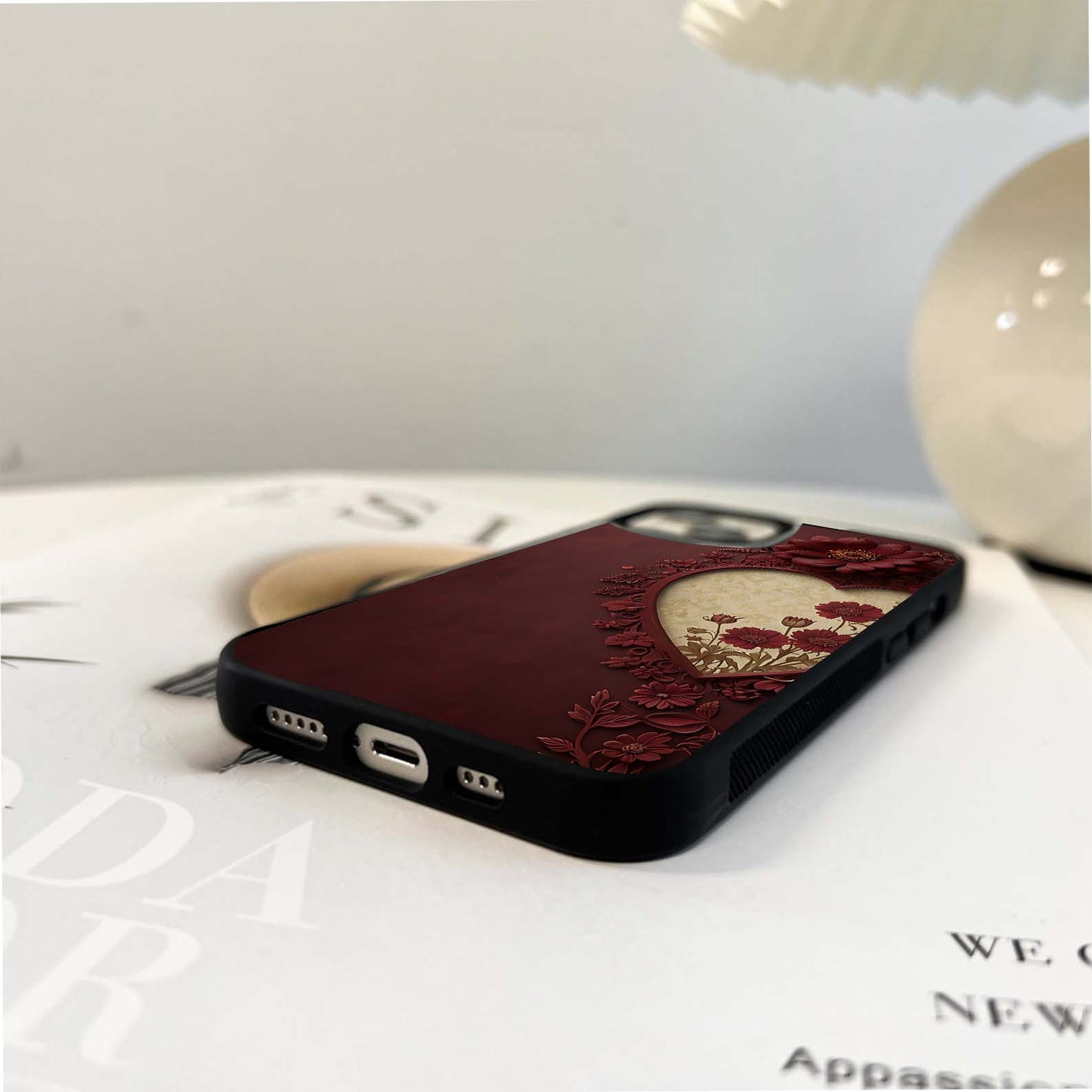 Wine Heart Vintage Art Glass Case