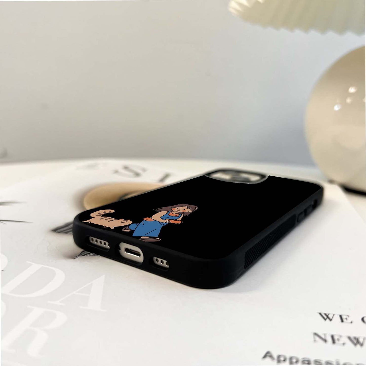 Feeding Time Glass Case