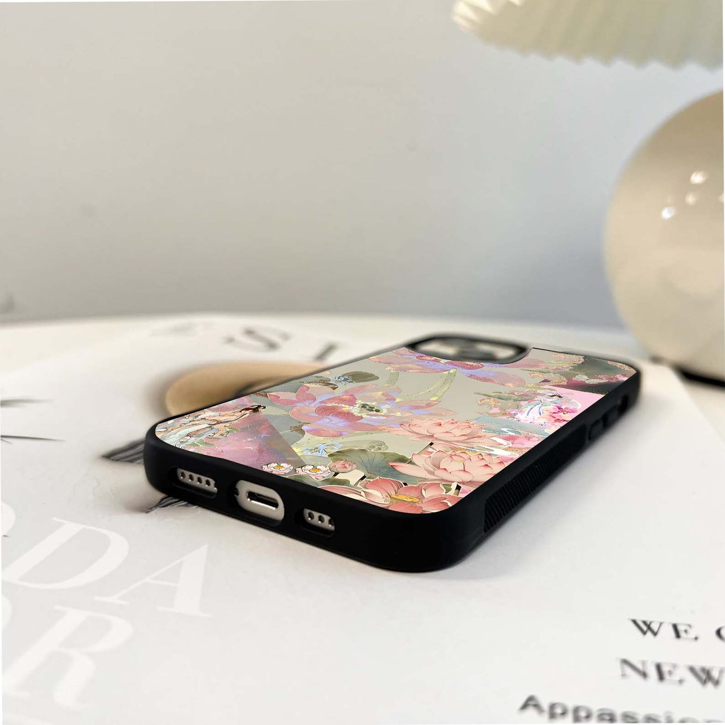 Lotus Dream Garden Glass Case