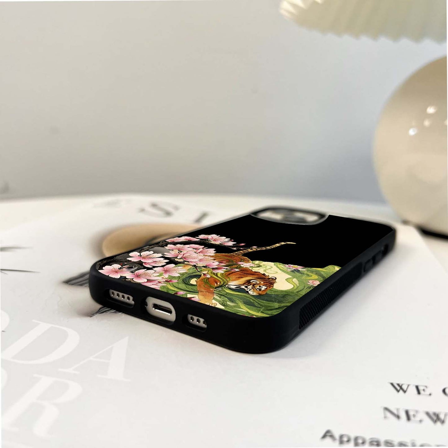 Tiger with sakura bloom Glass Case