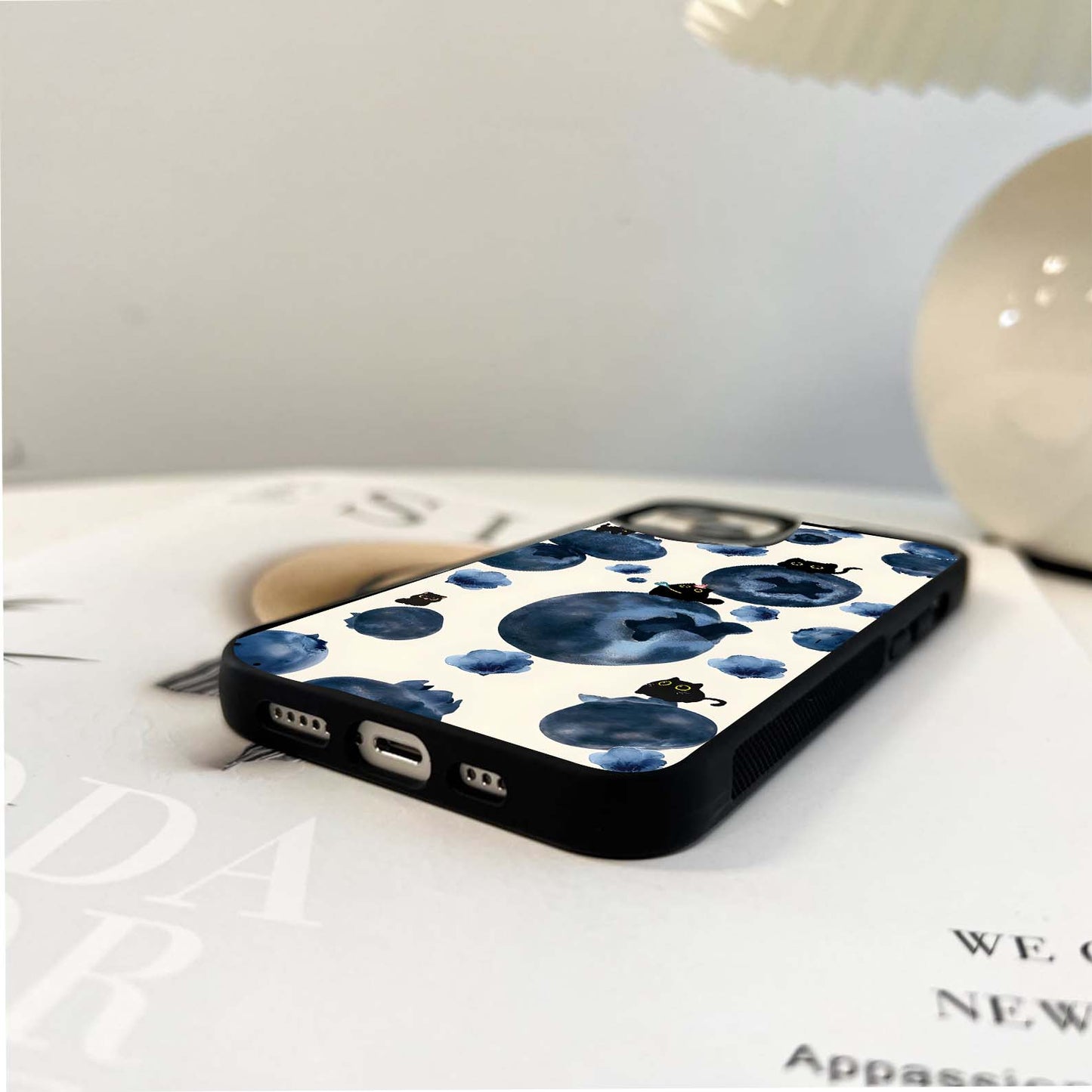 Blueberry Cats Dream Glass Case