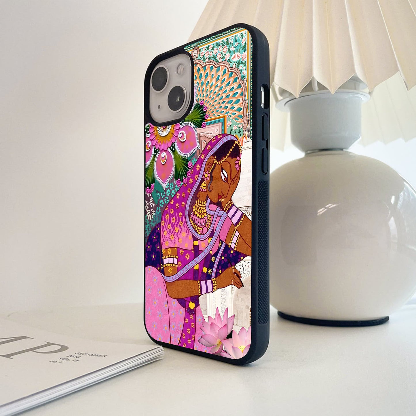 Royal Lotus Muse Glass Case