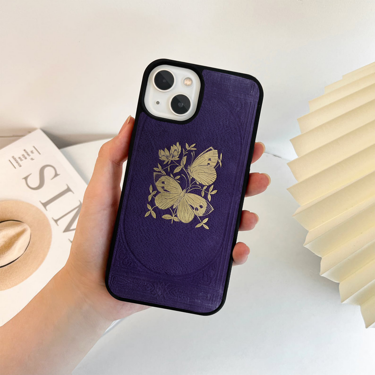 Dark Mood Roar Glass Case