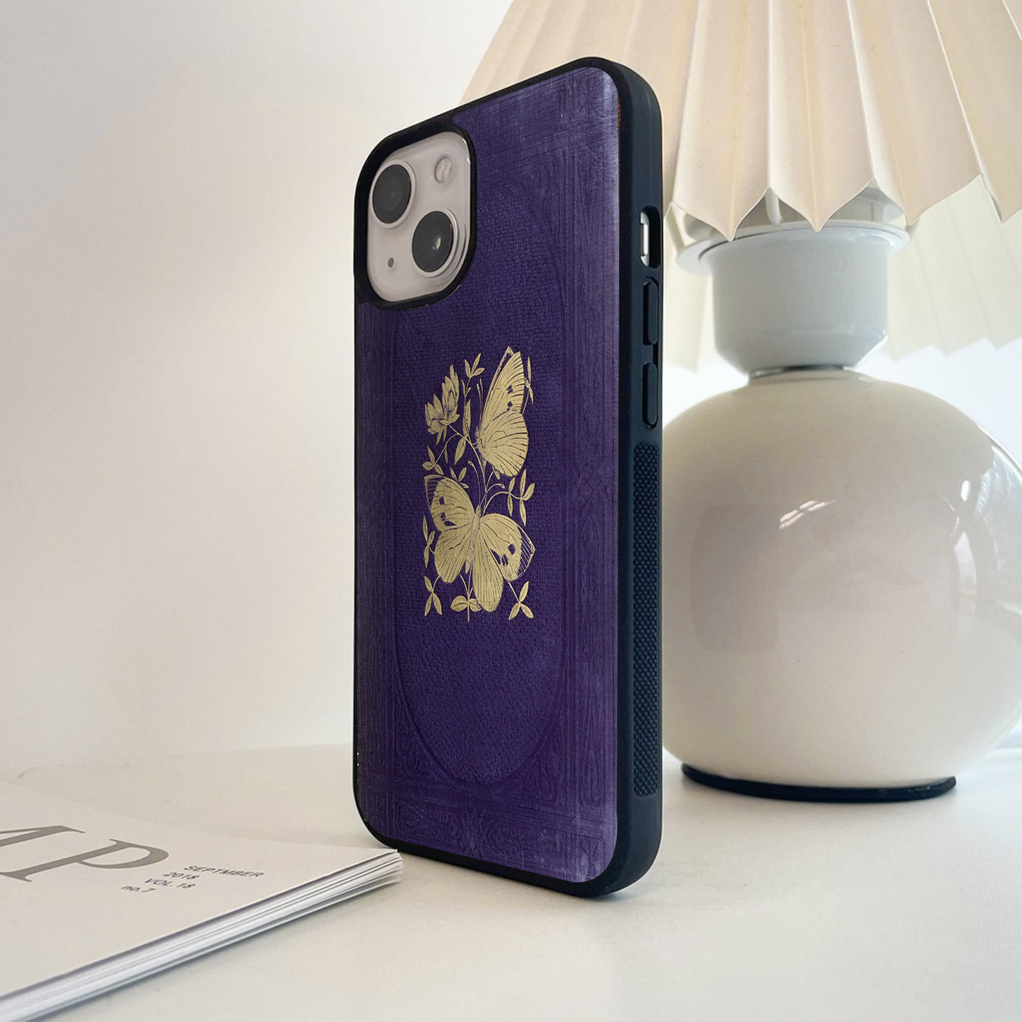 Dark Mood Roar Glass Case