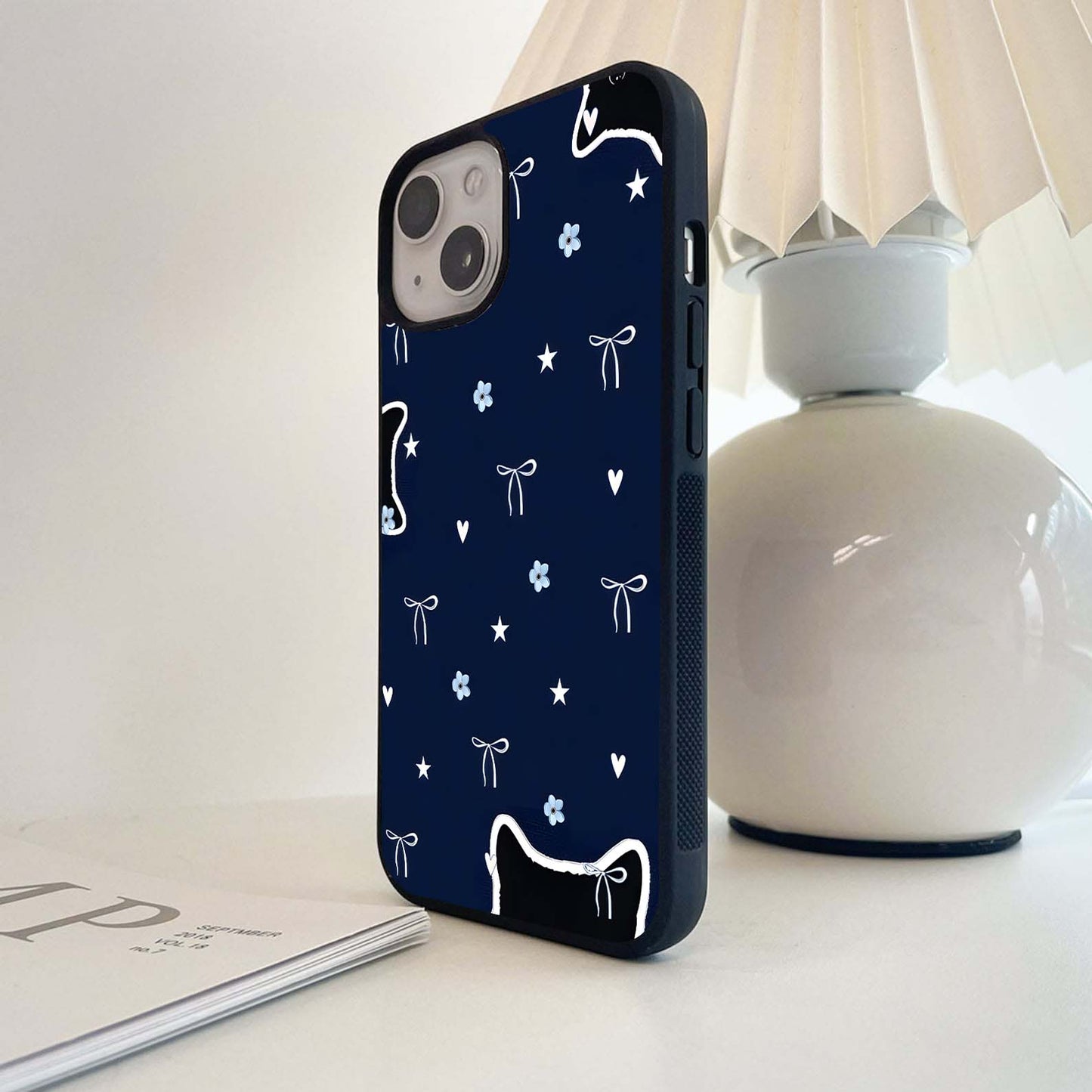 Bow With Black Cat Glass Case