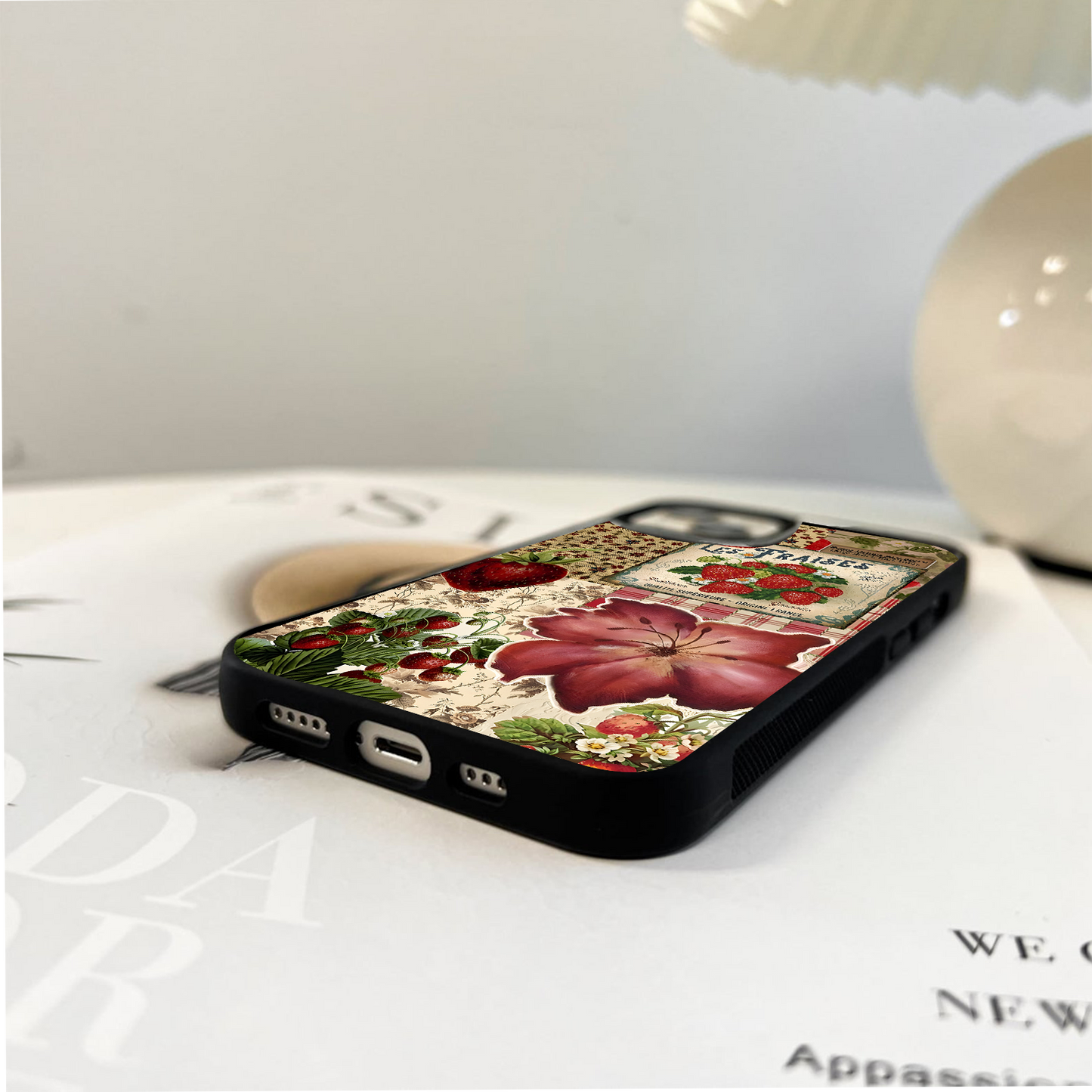 Berry Vintage Bloom Glass Case