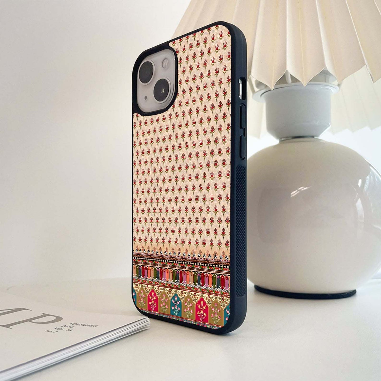 Vintage Rose Royale Glass Case