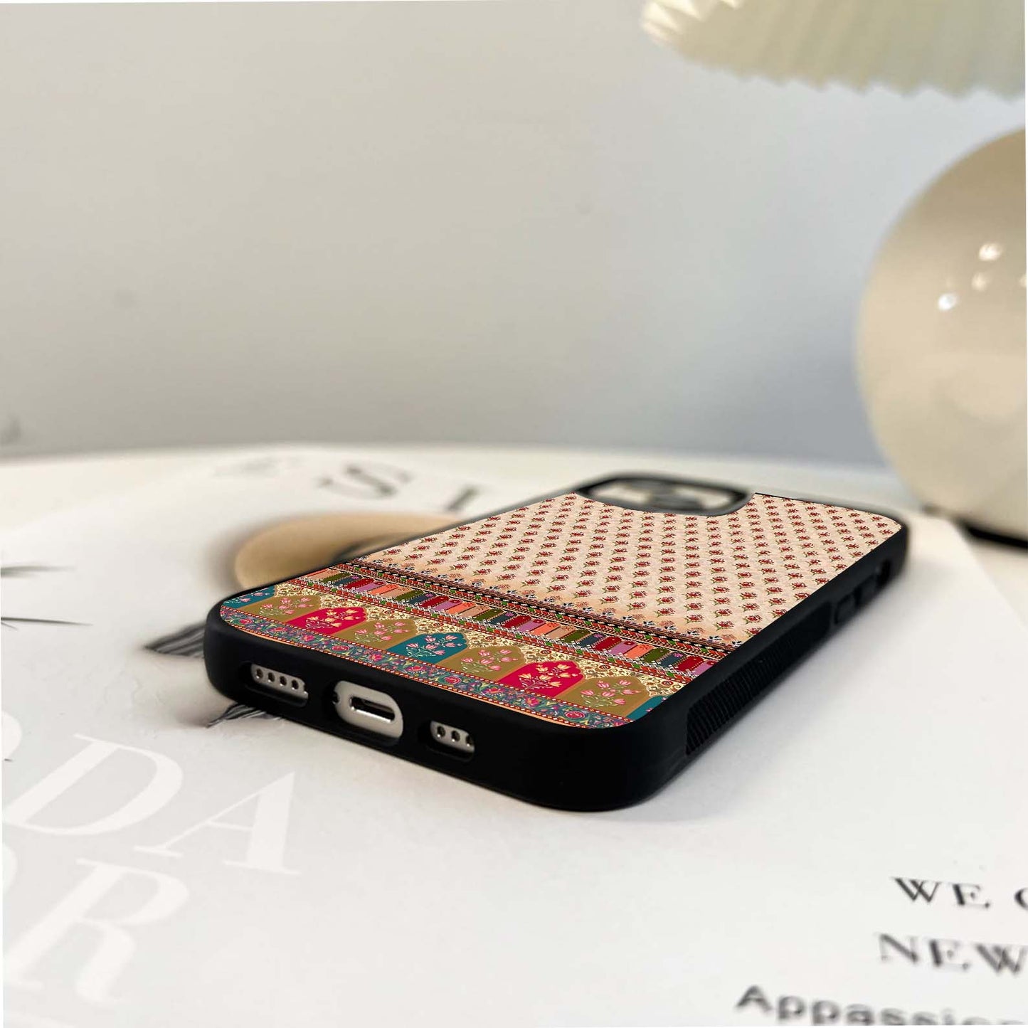 Vintage Rose Royale Glass Case