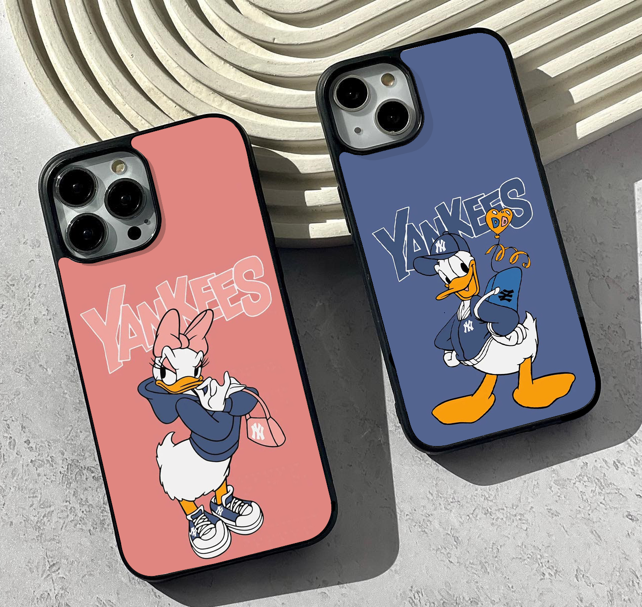 Cute Duck Couple  Glass Case ( 2 FREE Keychains )