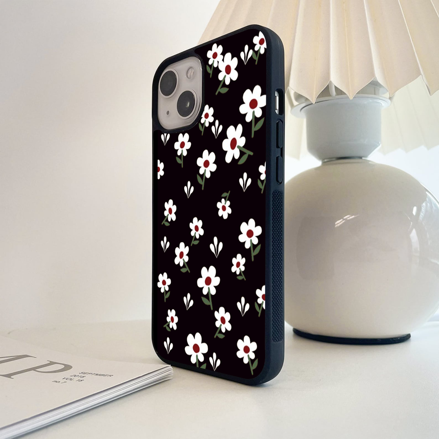Black Prints Daisy Flower Pattern Glass Case