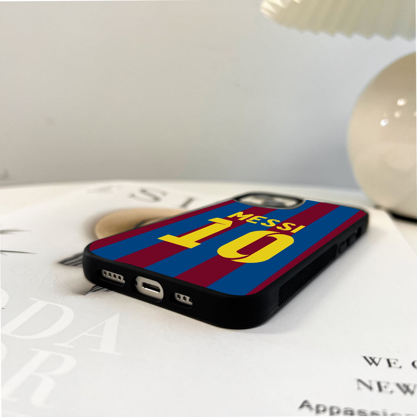 Messi 10 in Red & Blue Glass Case