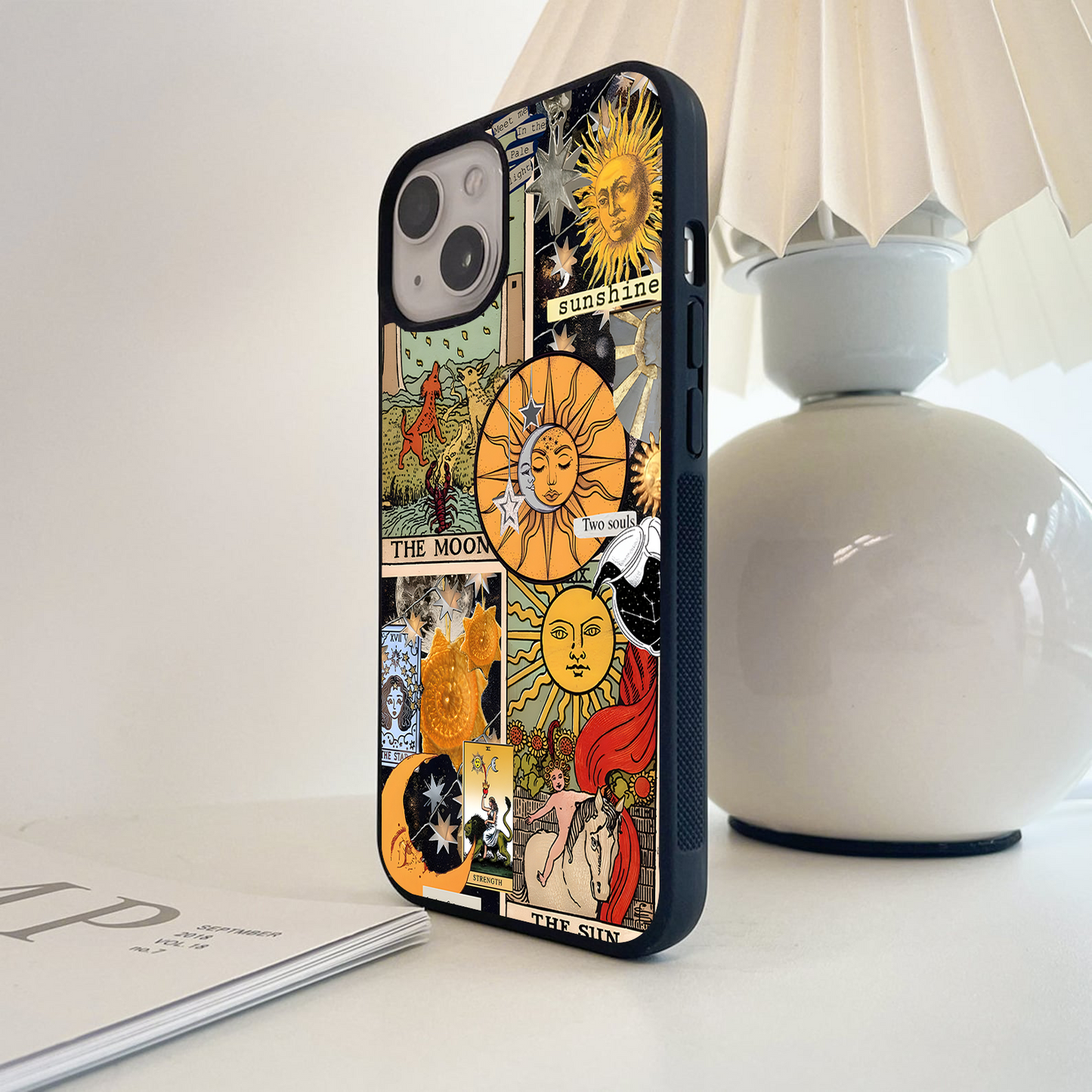 Priscila Rios Glass Case