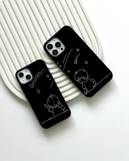 Line Art Couple Glass Case ( 2 FREE Keychains )