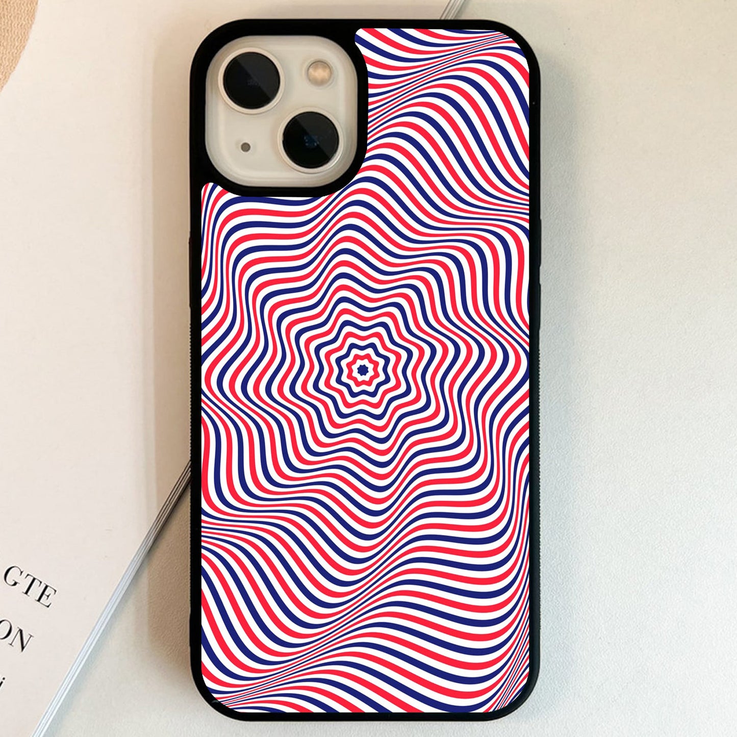 Retro Wavy Illusion Glass Case