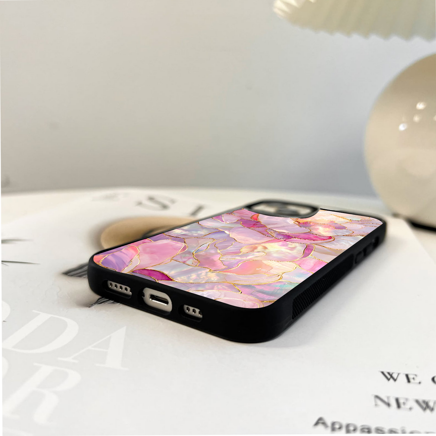 Pearl Petal Fantasy Glass Case