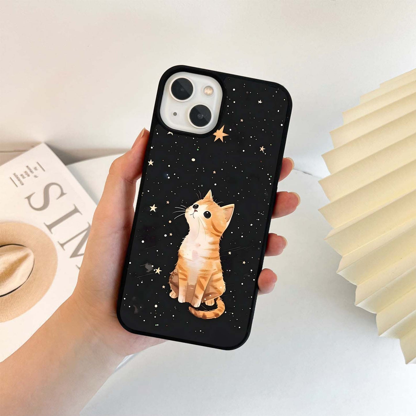 Starry-Eyed Cat Glass Case