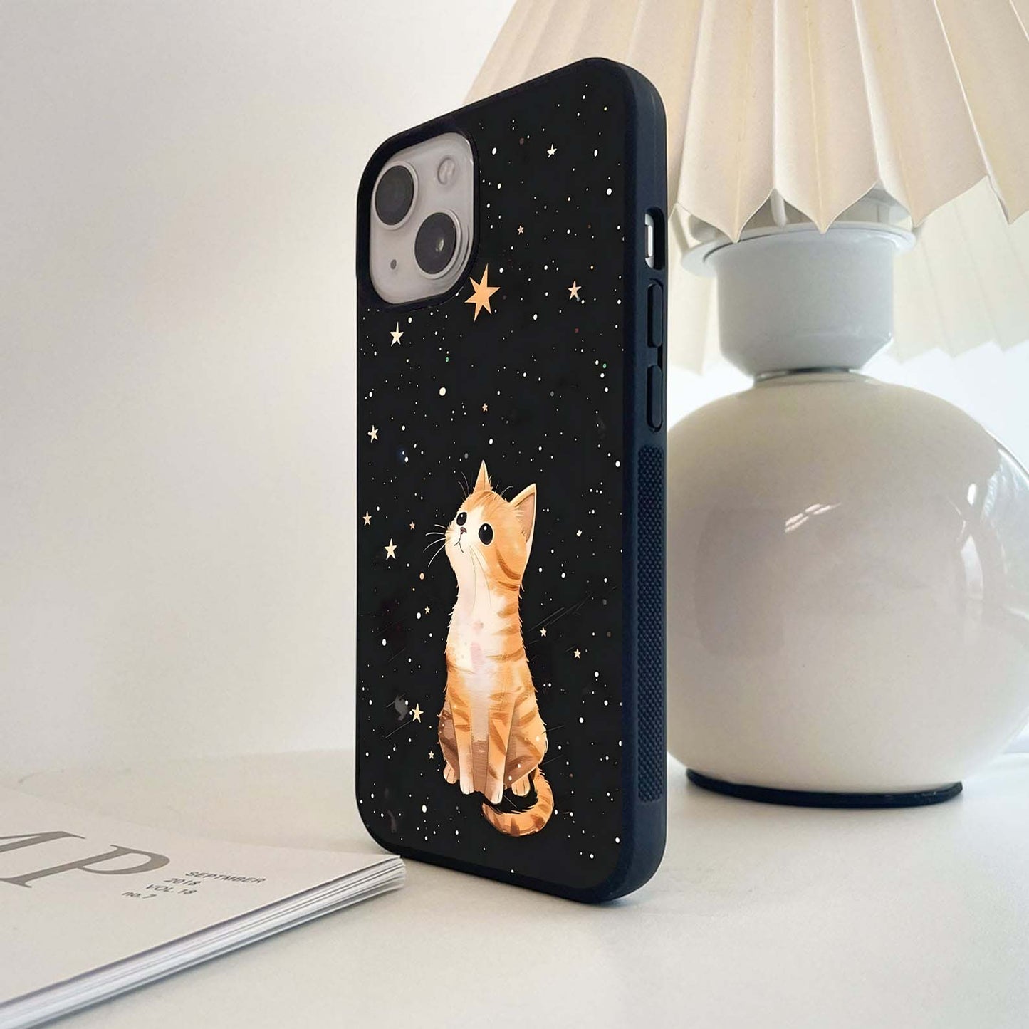 Starry-Eyed Cat Glass Case
