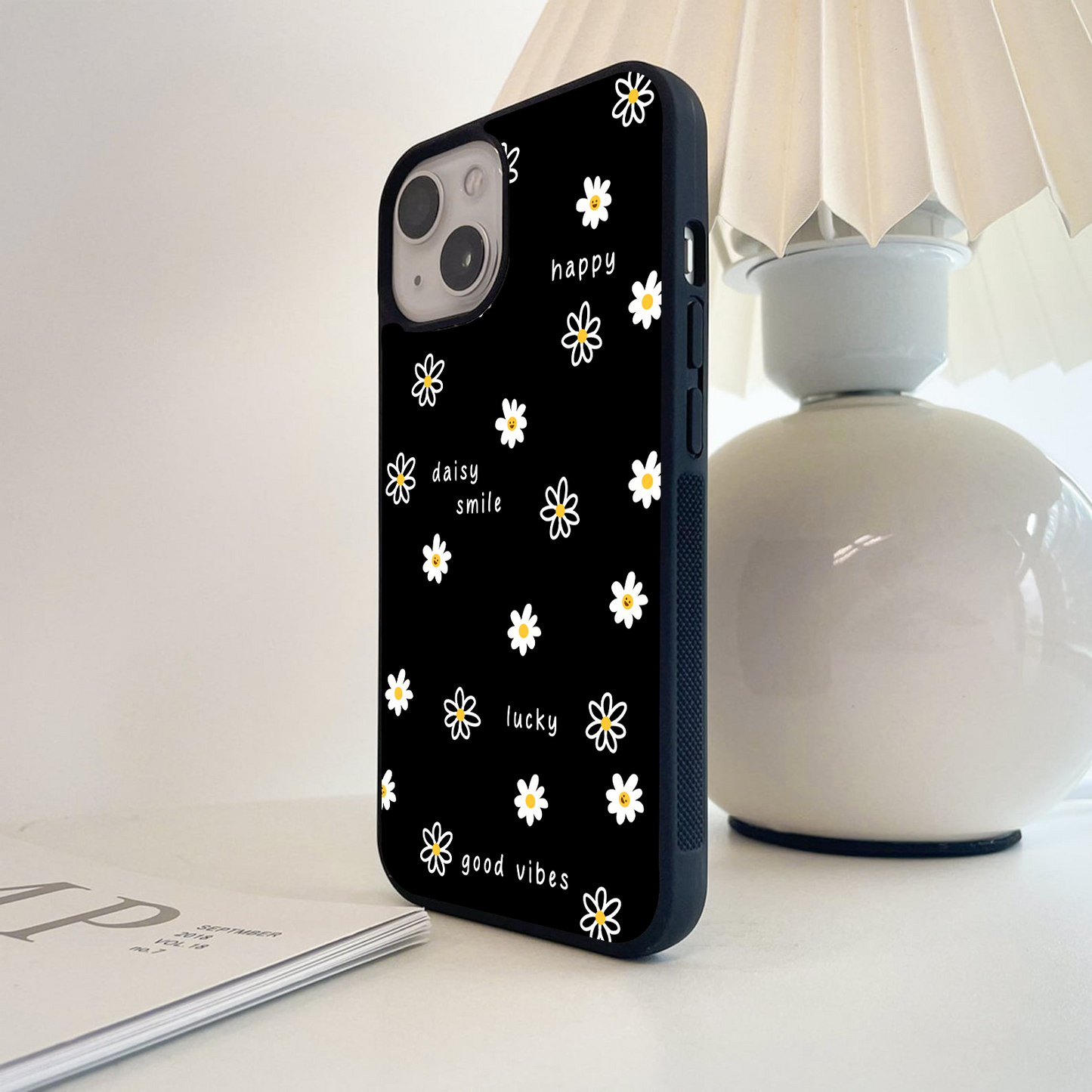 Good Vibes Daisy Black Pattern Glass Case