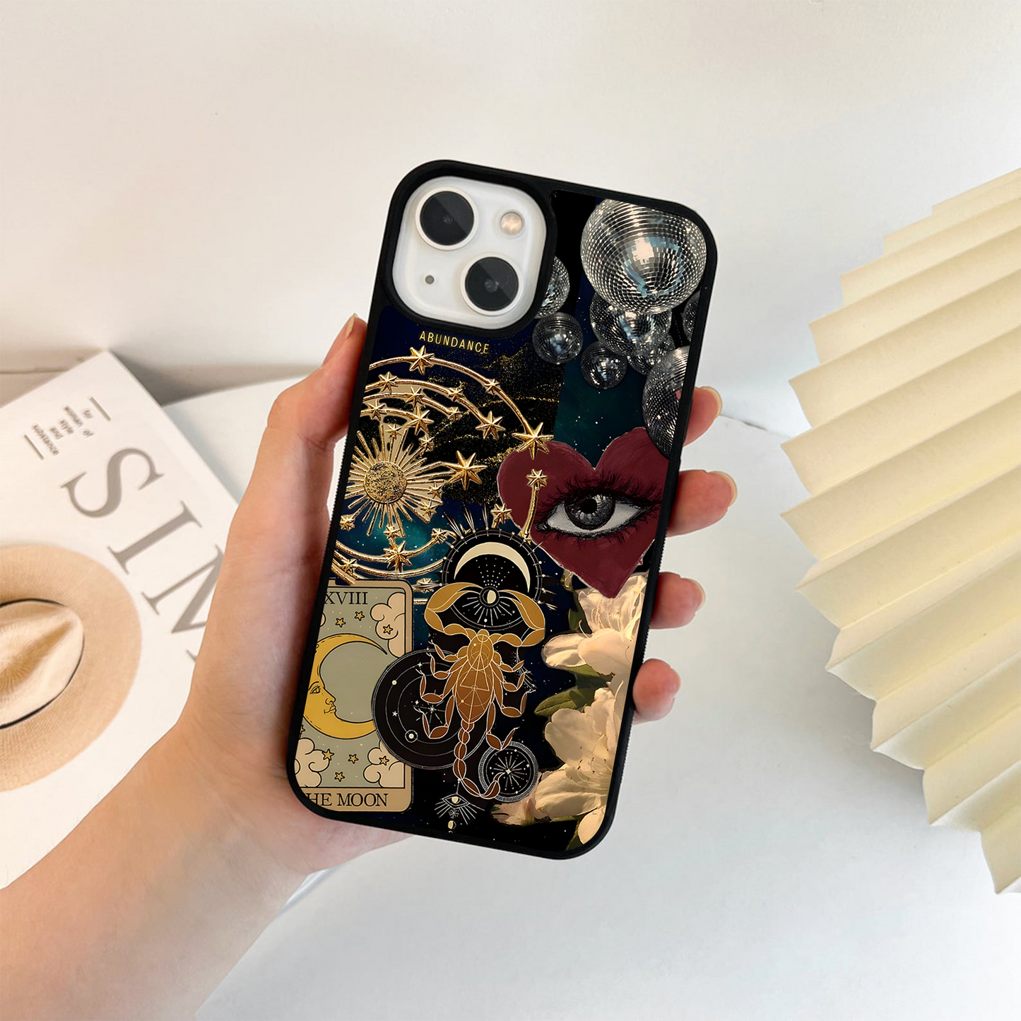 Royal Heritage India Glass Case