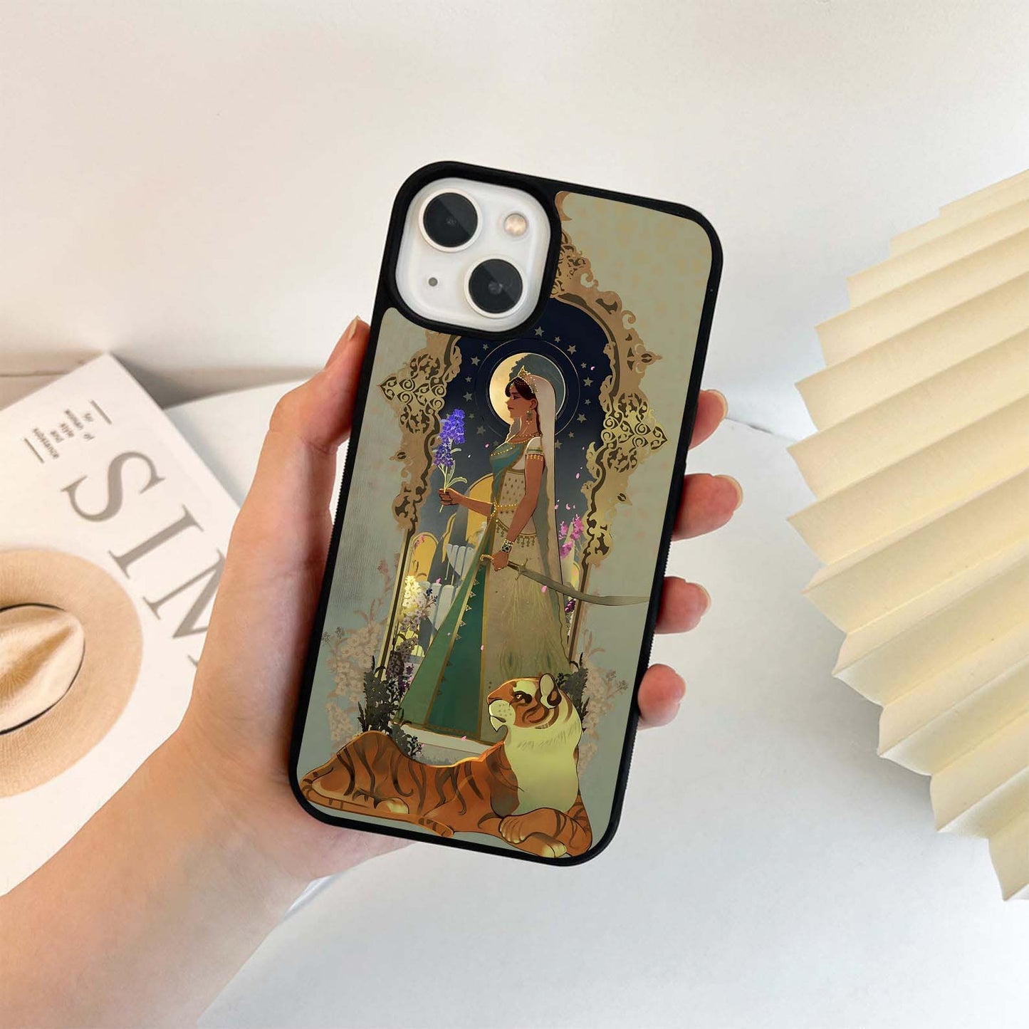 Moonblade Majesty Glass Case