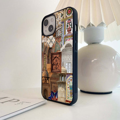 Royal Palace Echoes Glass Case