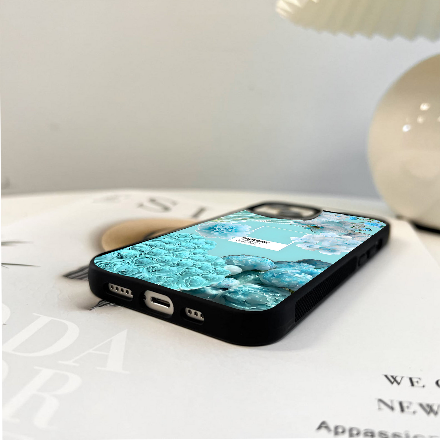 Pantone Limpet Shell Glass Case