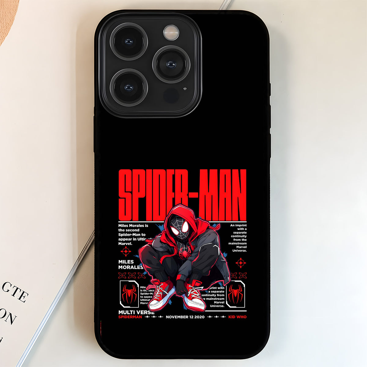 Miles Urban Spider Glass Case