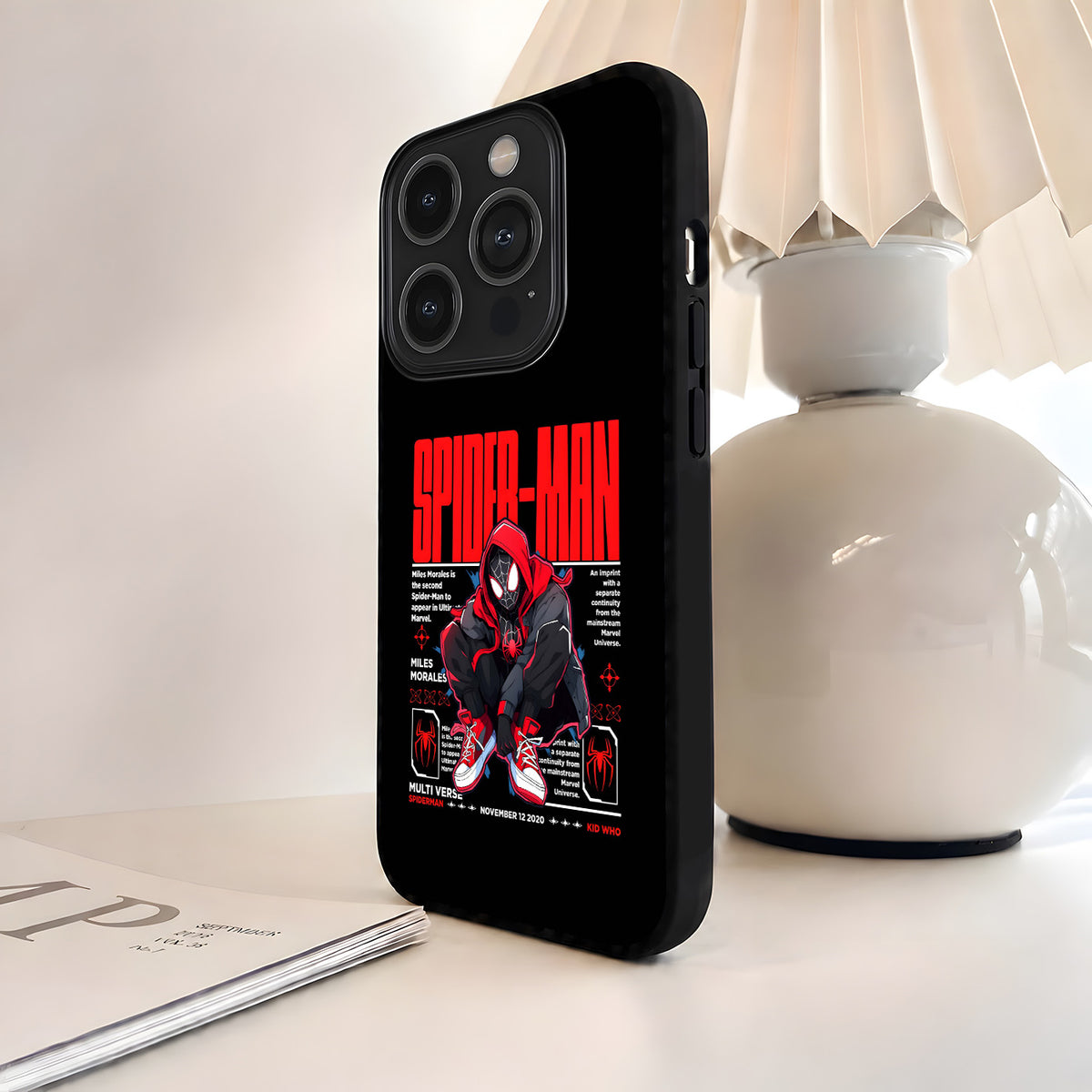Miles Urban Spider Glass Case