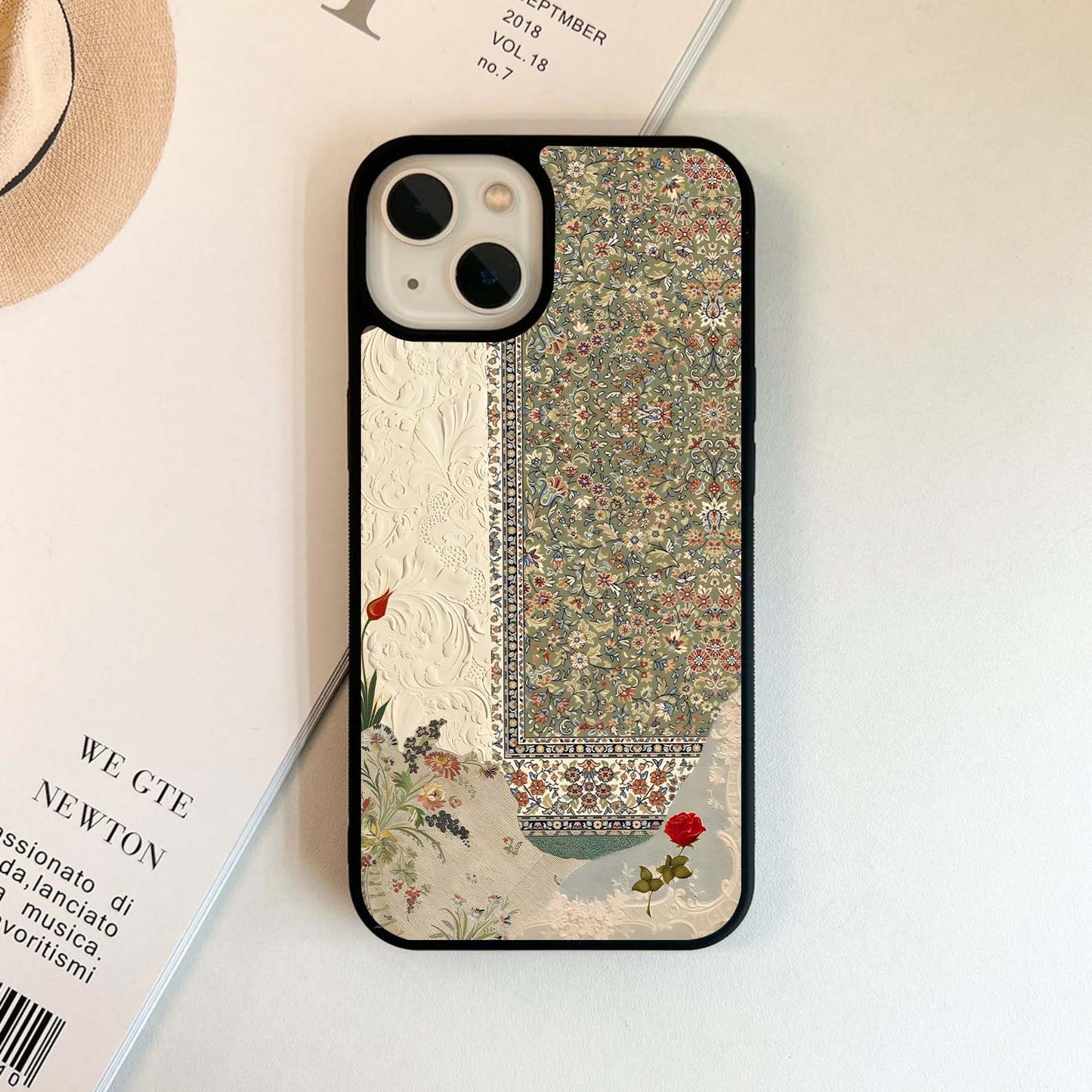 Emberoidery Carpet Pattern Glass Case