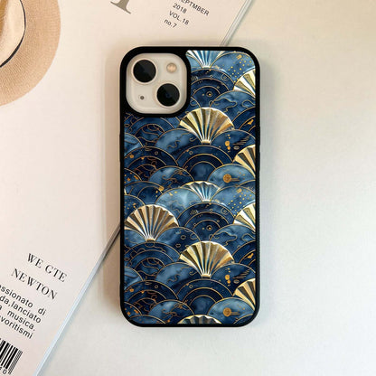 Silk Shell Glass Case