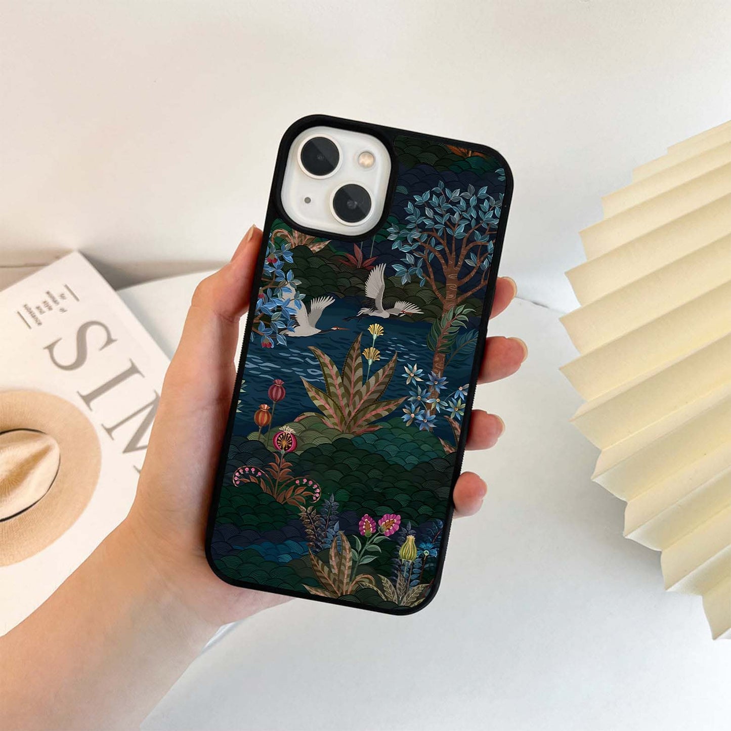 Midnight Crane Garden Glass Case