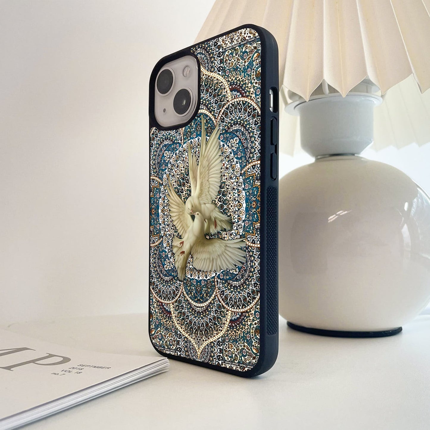 Royal Dove Tapestry Glass Case