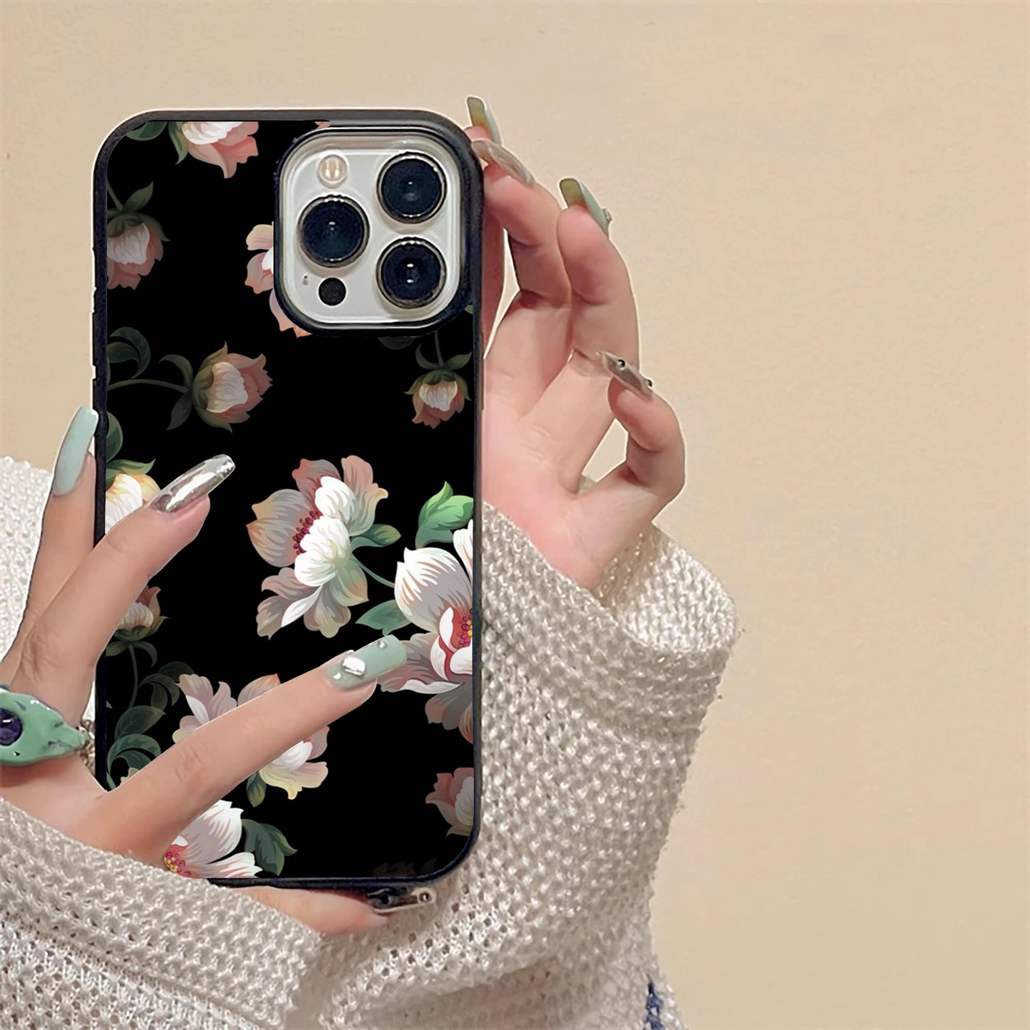 Abstract Embossed Blooming Bright Flower Glass Case