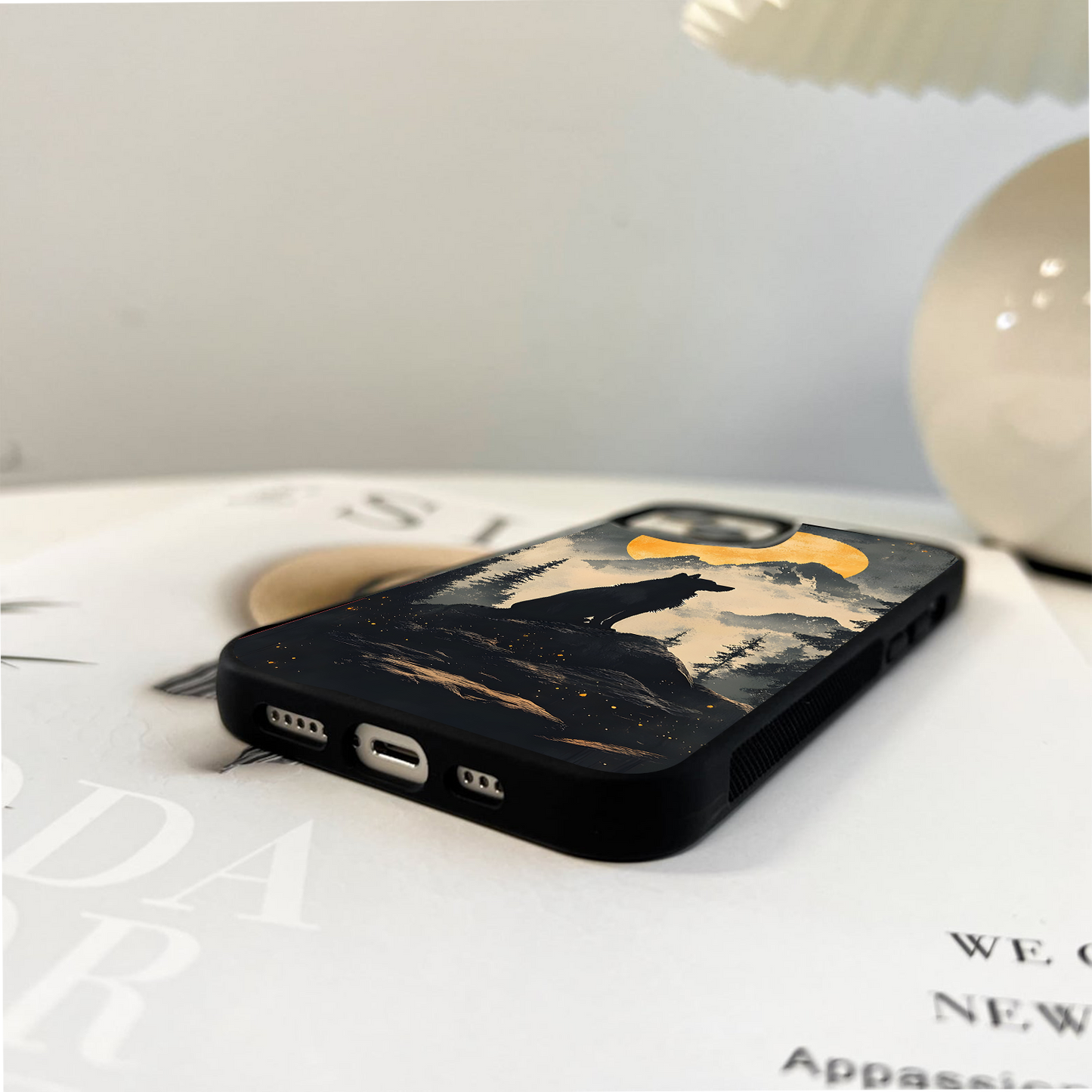 Wolf Howling Glass Case