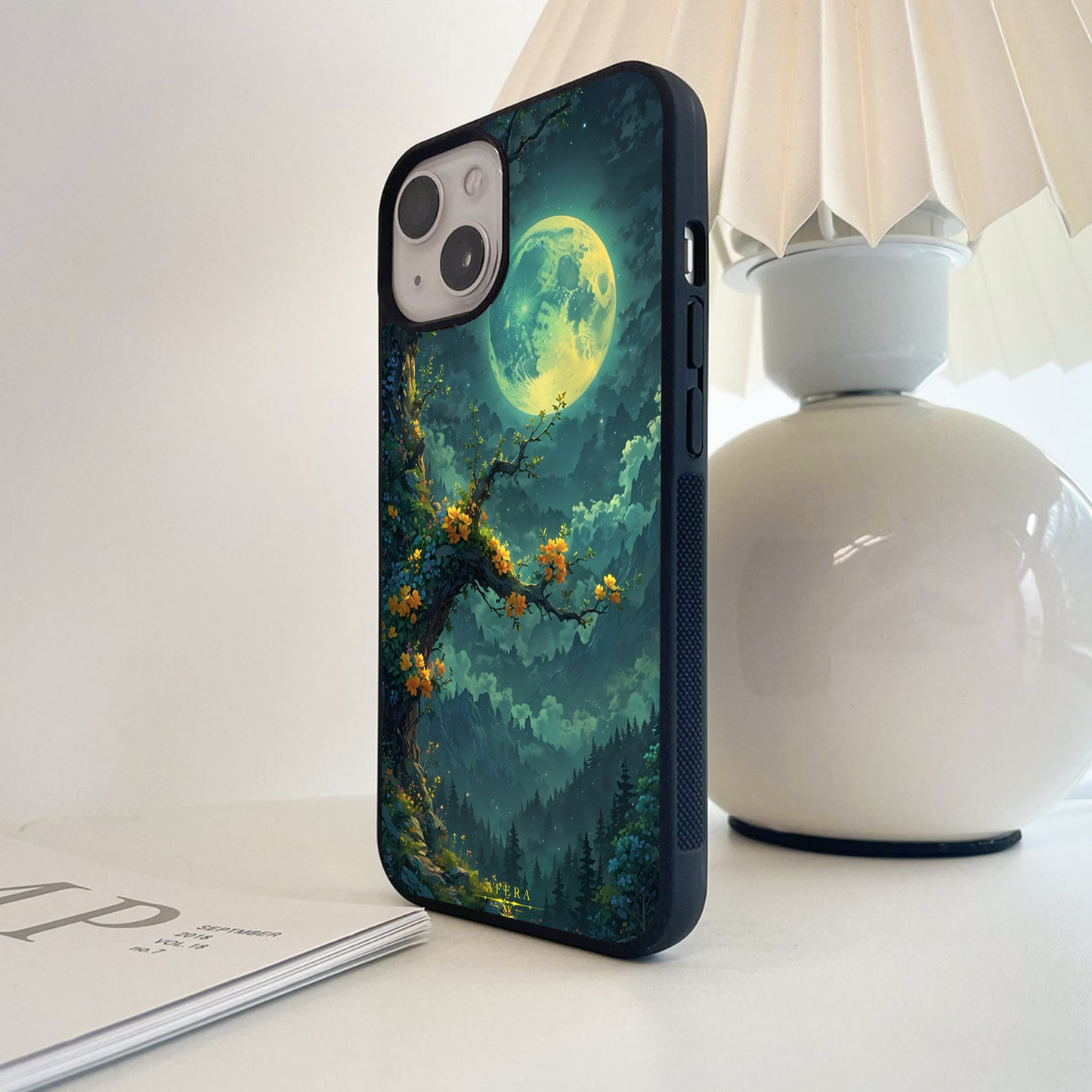 Mystic Moon Tree Glass Case